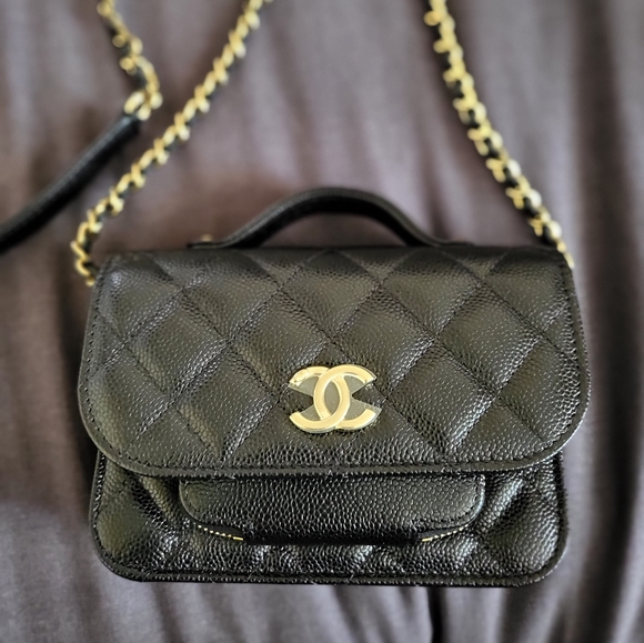 Brand new 23P authentic Chanel business affinity clutch with chain - Picture 11 of 17
